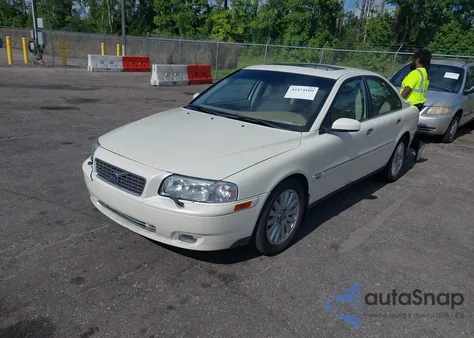 2006 Volvo S80 2.5T from USA, damaged, VIN YV1TS592861431689